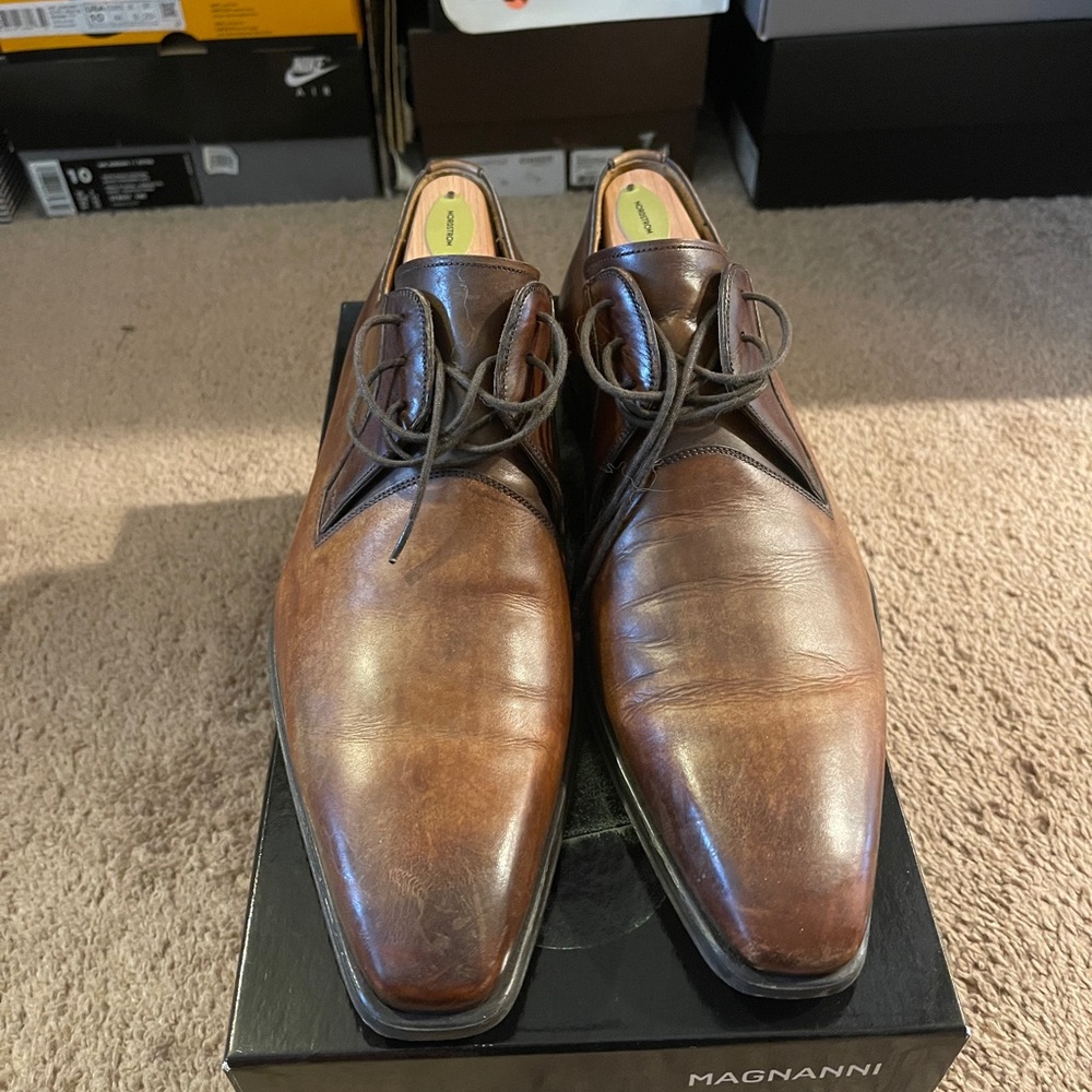 Magnanni Men's Tan Leather Oxfords Sz 9 no box